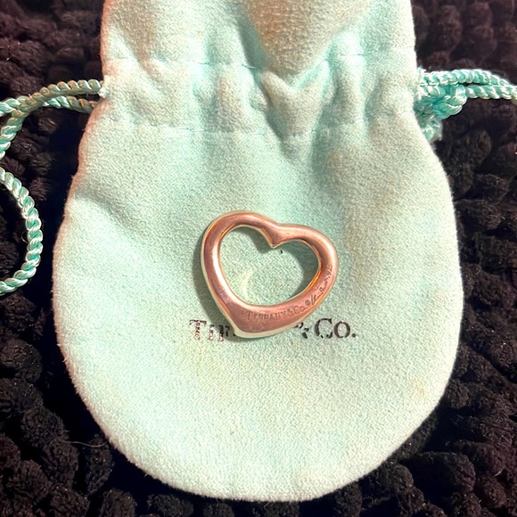 Tiffany & Co. Elsa P open heart pendant with Diamond - Picture 1 of 6